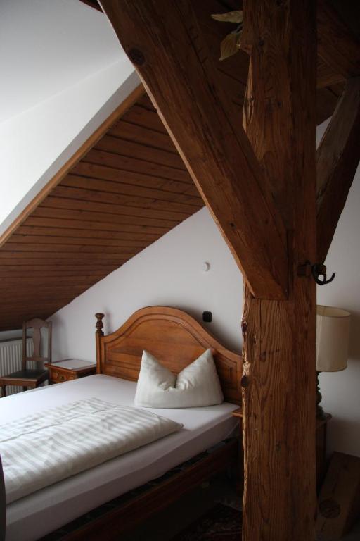 Landgasthof Bock Otel Gauting Oda fotoğraf
